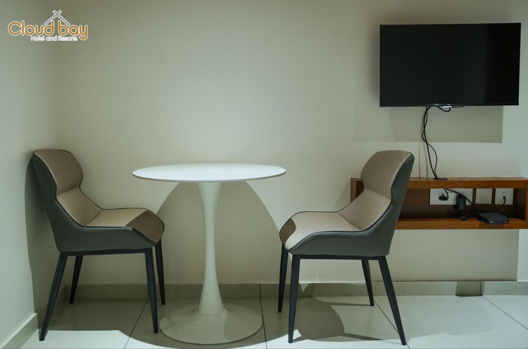 Hotel Cloud Bay Manjeri 외부 사진